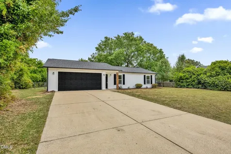 151 Eulon Loop Raeford NC 28376