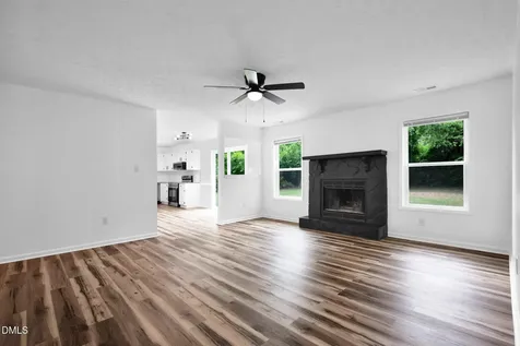 151 Eulon Loop Raeford NC 28376