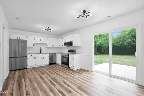 151 Eulon Loop Raeford NC 28376