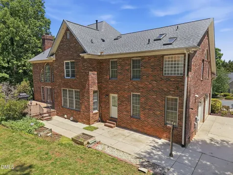 6409 Glendevon Drive Whitsett NC 27377
