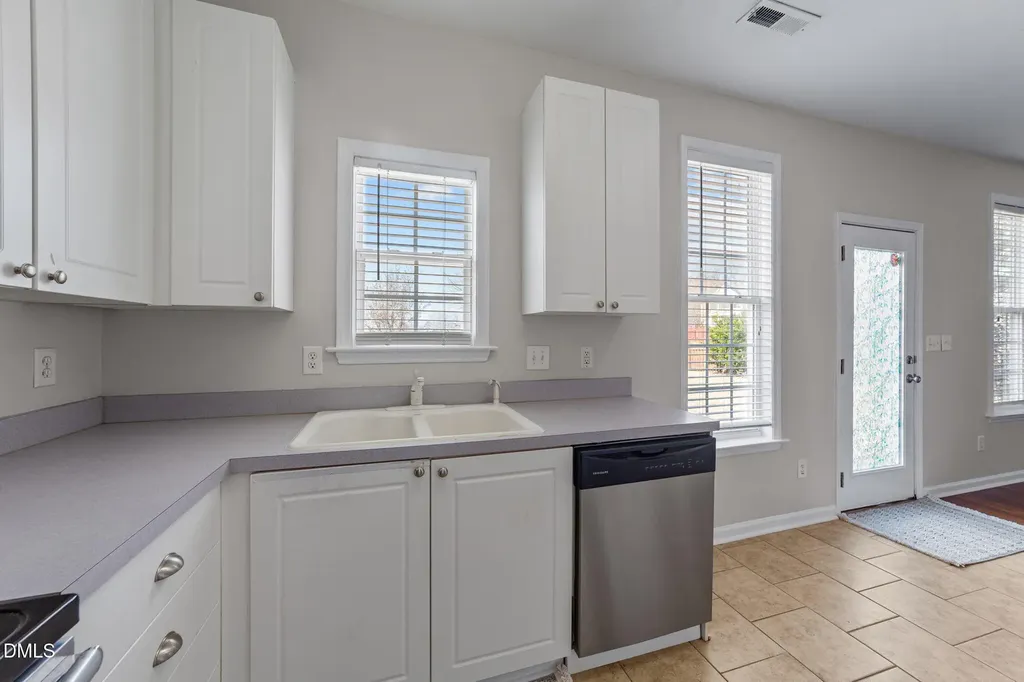 296 Stansbury Lane Clayton NC 27527