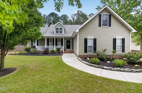 145 Oak Leaf Trail Youngsville NC 27596
