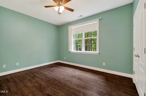 145 Oak Leaf Trail Youngsville NC 27596