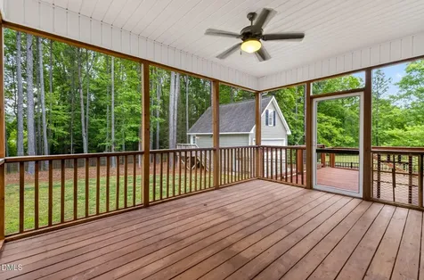 145 Oak Leaf Trail Youngsville NC 27596