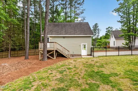 145 Oak Leaf Trail Youngsville NC 27596