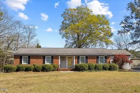 805 S Parrish Street Lillington NC 27546