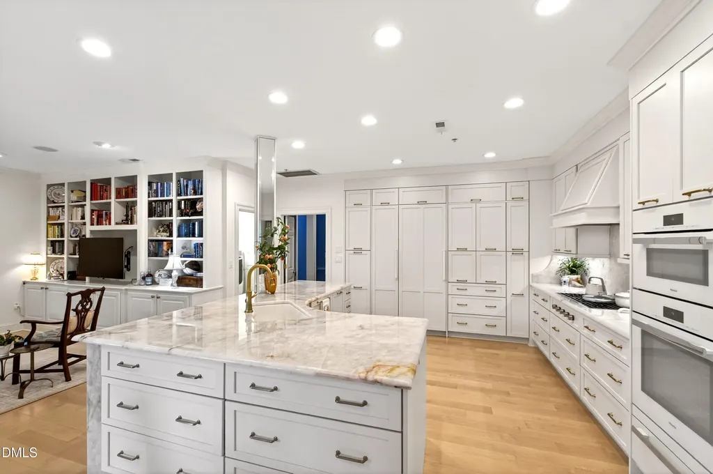 2801 Glenwood Gardens Lane Raleigh NC 27608