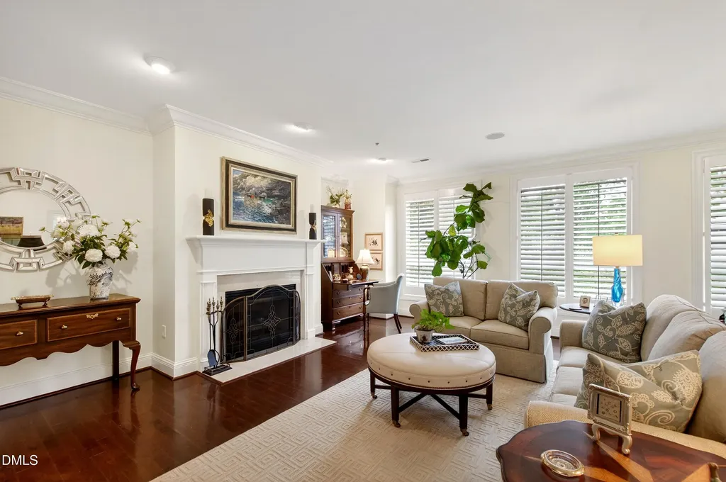 2801 Glenwood Gardens Lane Raleigh NC 27608