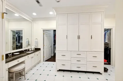 2801 Glenwood Gardens Lane Raleigh NC 27608