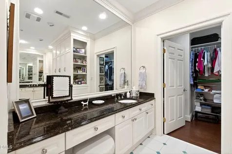 2801 Glenwood Gardens Lane Raleigh NC 27608