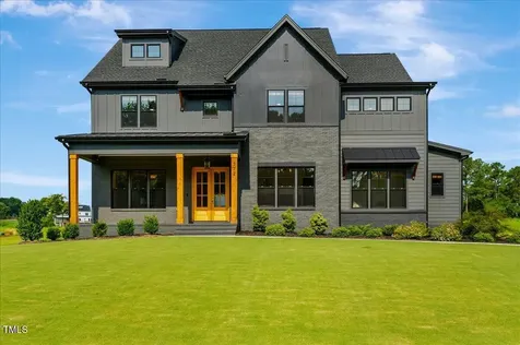 372 Meadow Walk Drive Fuquay Varina NC 27526