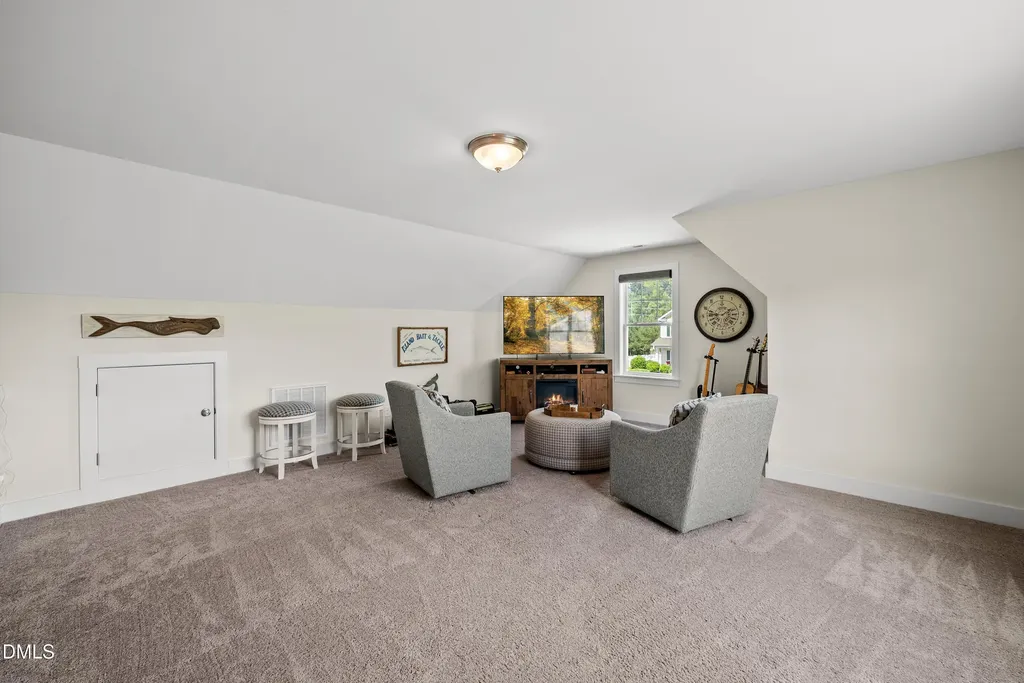 245 Beckwith Avenue Clayton NC 27527