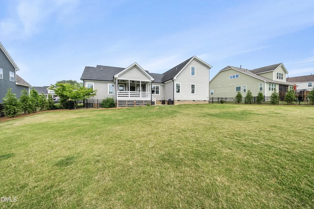 245 Beckwith Avenue Clayton NC 27527