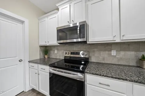 245 Beckwith Avenue Clayton NC 27527