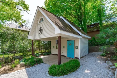 518 Holden Street Raleigh NC 27604