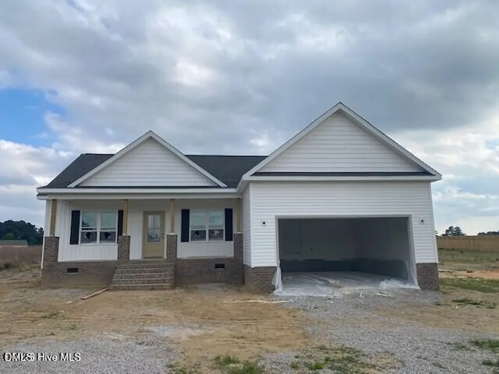 5435 Finch Road Bailey NC 27807