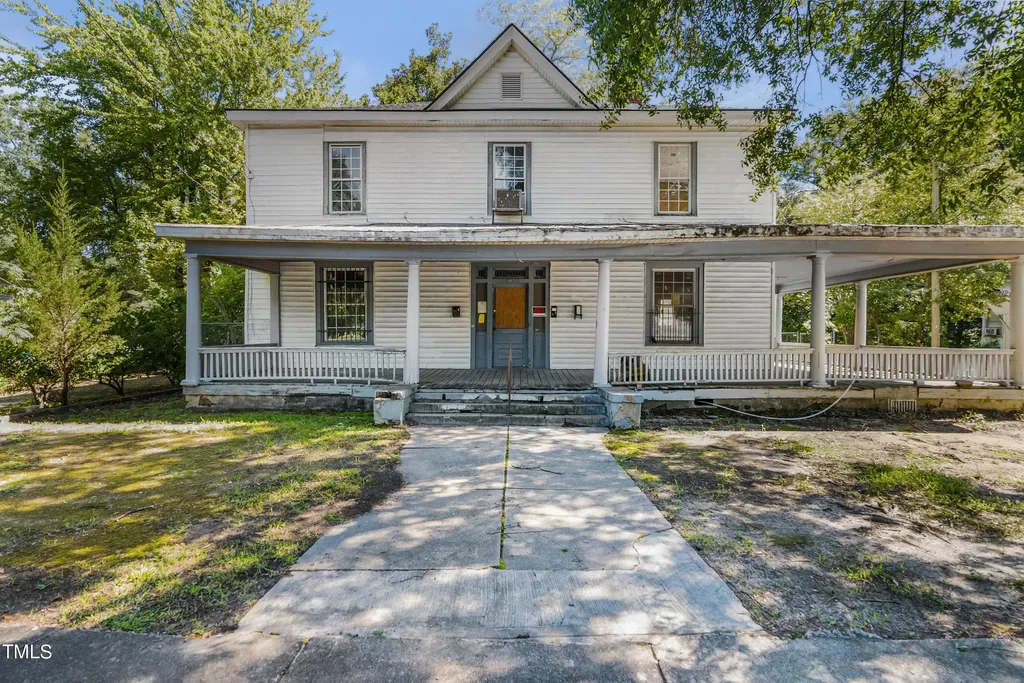 408 Lee Street NE Wilson NC 27893