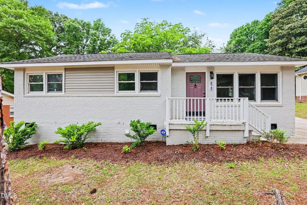 824 Carlisle Street Raleigh NC 27610
