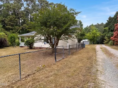 4894 Elevation Road Benson NC 27504
