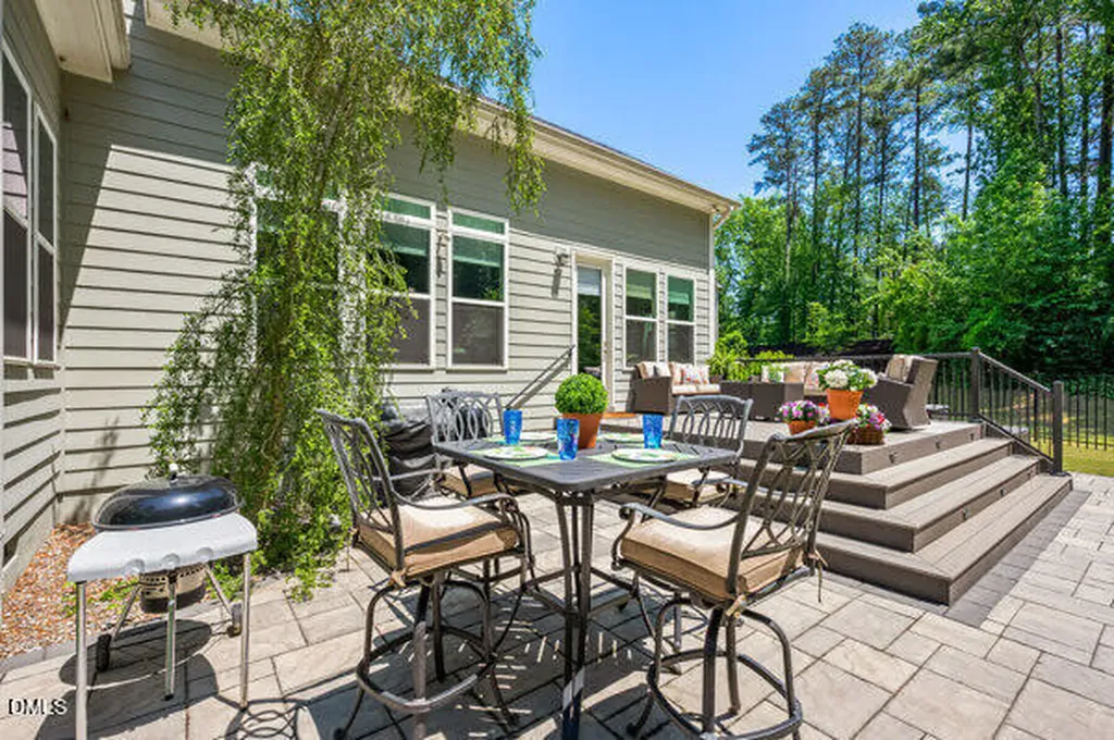 1609 Keyworth Court Raleigh NC 27612