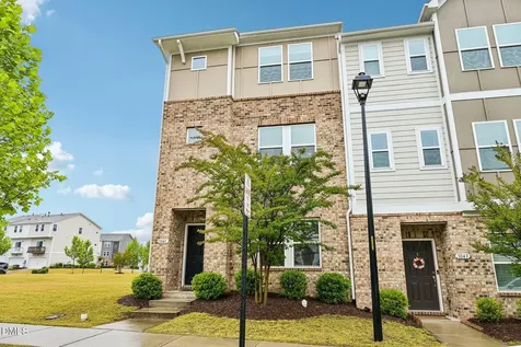 1041 Salt Glaze Lane Cary NC 27519