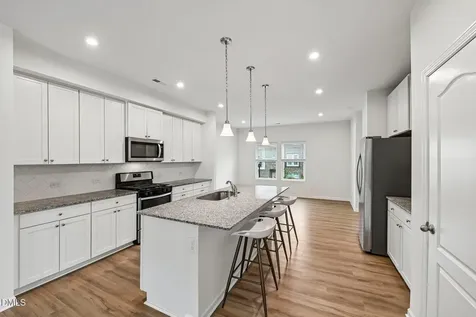 1041 Salt Glaze Lane Cary NC 27519