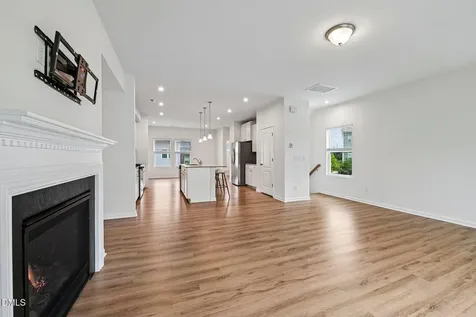 1041 Salt Glaze Lane Cary NC 27519