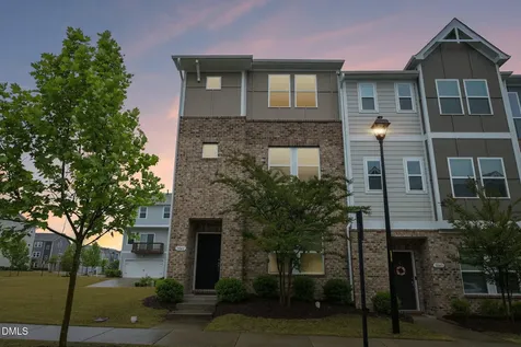 1041 Salt Glaze Lane Cary NC 27519