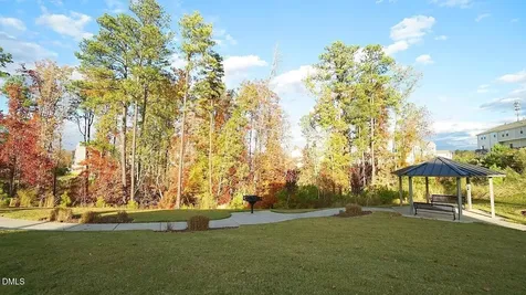 1041 Salt Glaze Lane Cary NC 27519