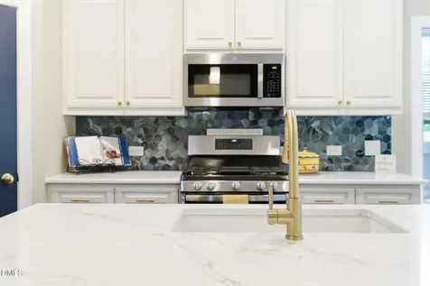959 Longleaf Pine Place Mebane NC 27302