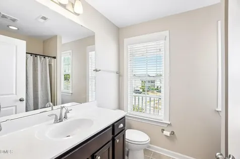 257 Pointe Park Circle Holly Springs NC 27540