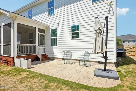 257 Pointe Park Circle Holly Springs NC 27540