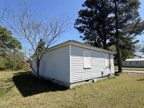4418 S Joyner Street Ayden NC 28513