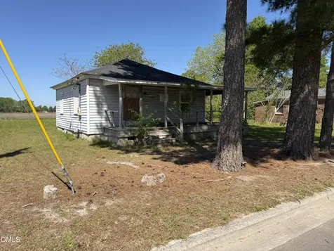 4418 S Joyner Street Ayden NC 28513