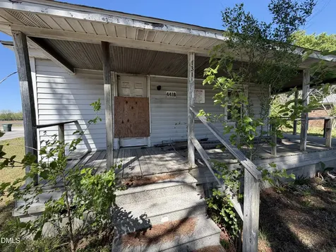 4418 S Joyner Street Ayden NC 28513