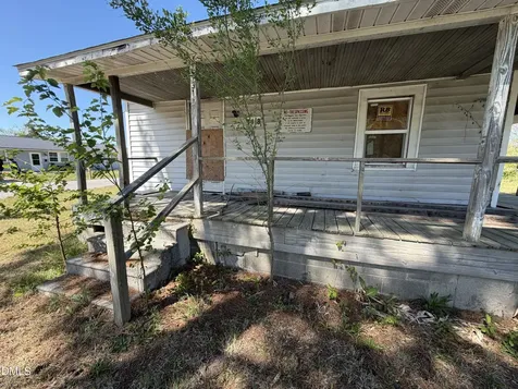 4418 S Joyner Street Ayden NC 28513