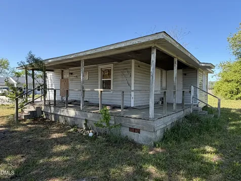 4418 S Joyner Street Ayden NC 28513