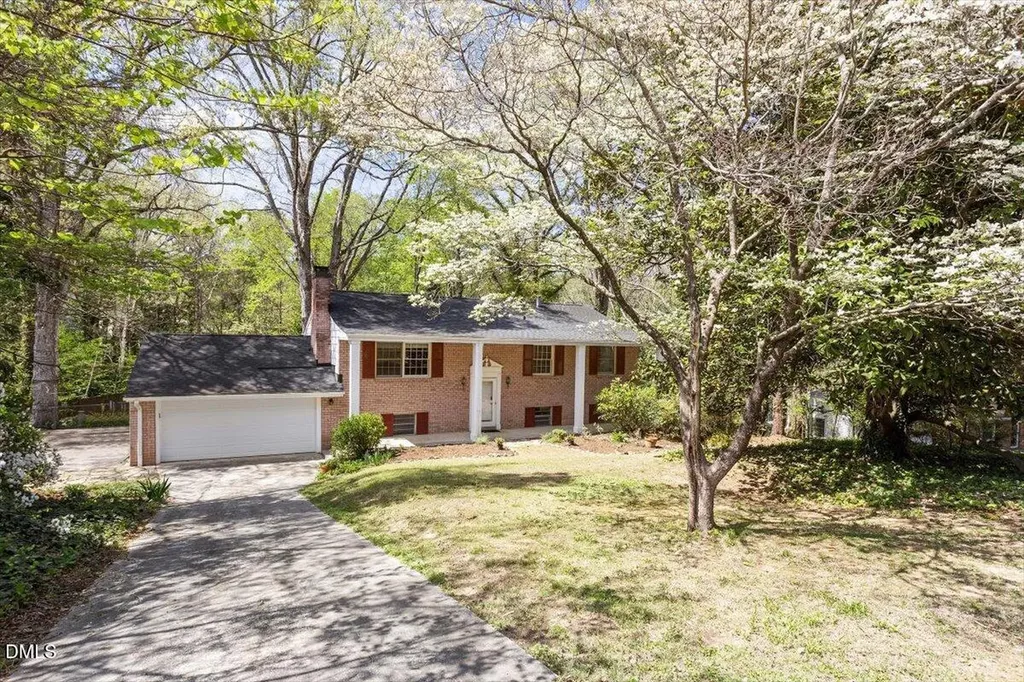 4005 Balsam Drive Raleigh NC 27612