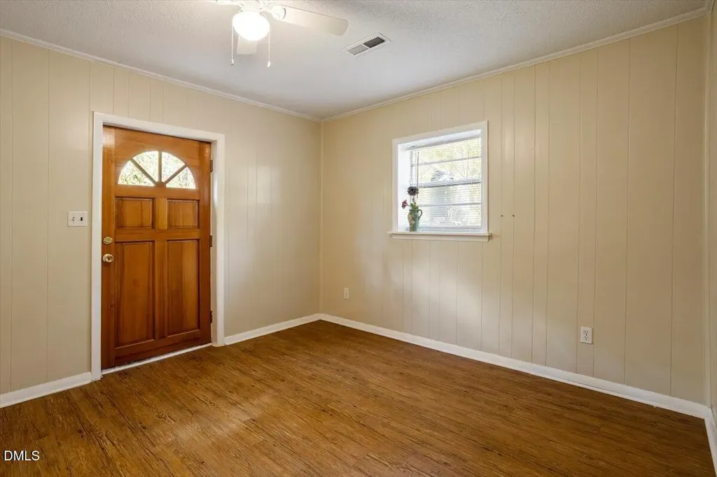 4005 Balsam Drive Raleigh NC 27612