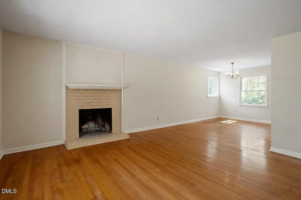 4005 Balsam Drive Raleigh NC 27612