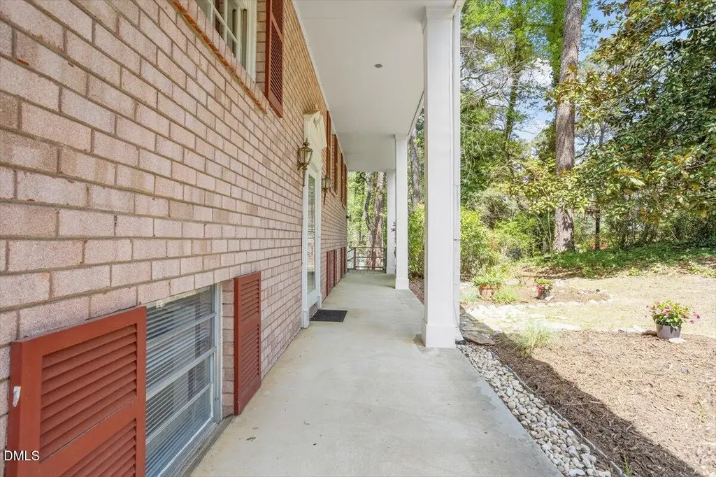 4005 Balsam Drive Raleigh NC 27612