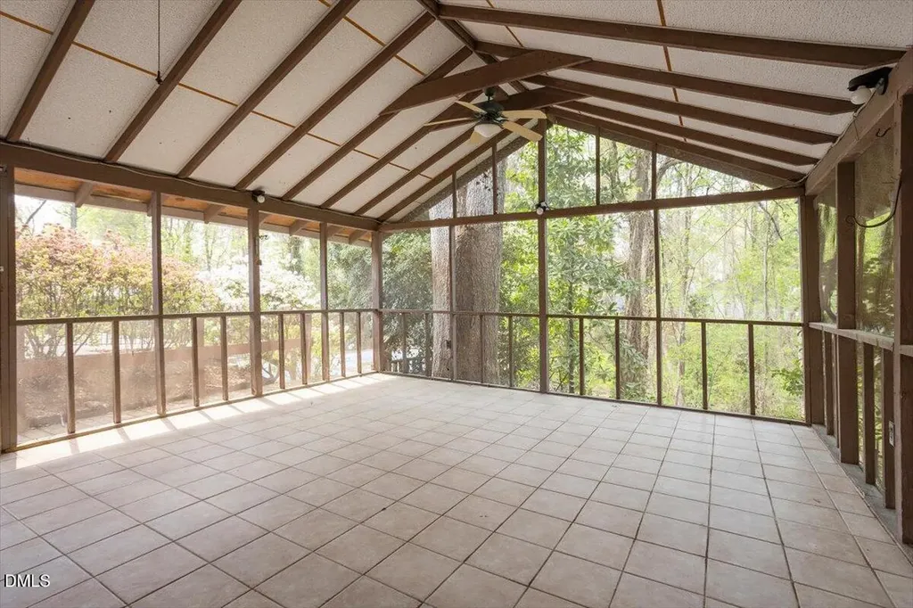 4005 Balsam Drive Raleigh NC 27612