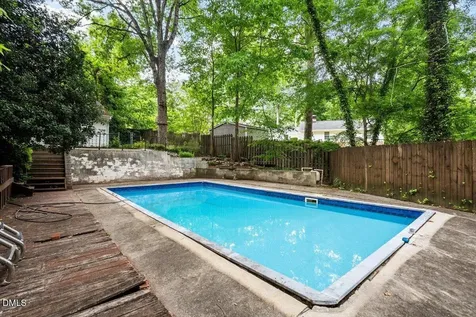 4005 Balsam Drive Raleigh NC 27612