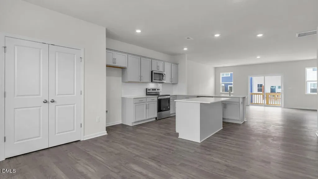 806 Washington Street Fuquay Varina NC 27526