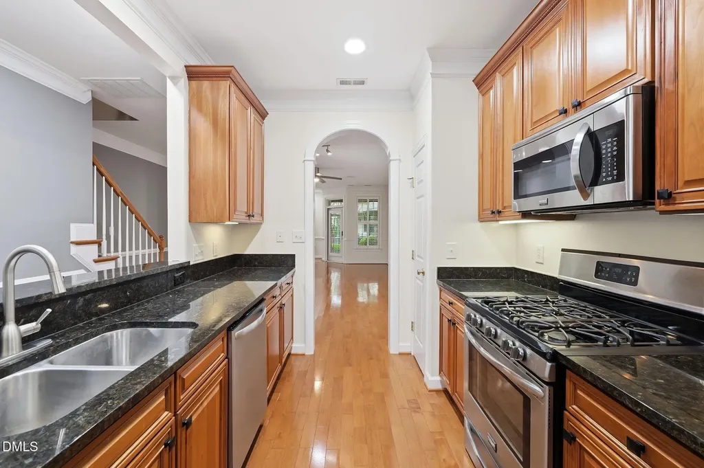 305 Presque Isle Lane Chapel Hill NC 27514