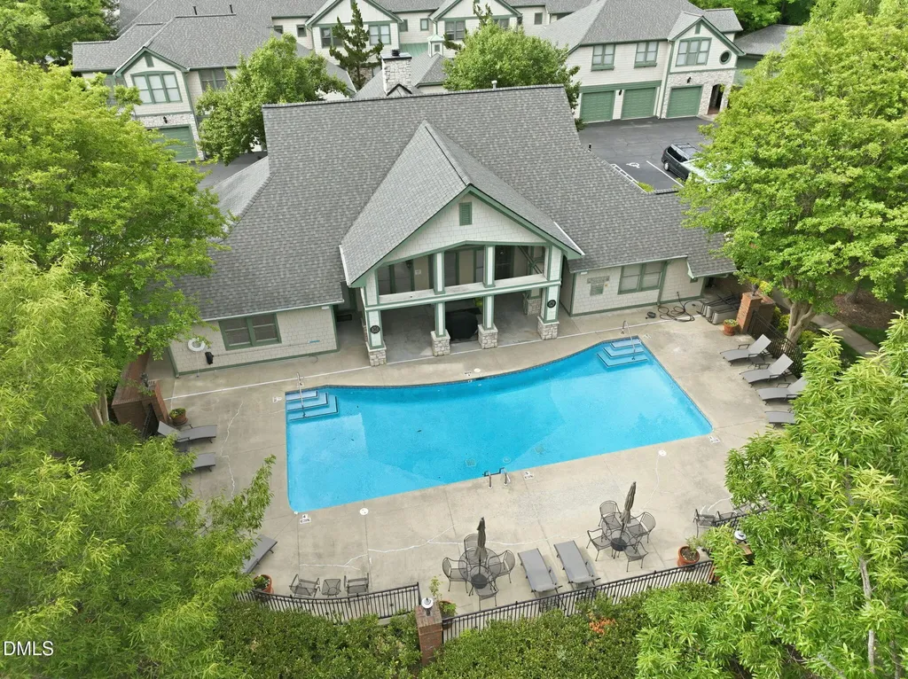 305 Presque Isle Lane Chapel Hill NC 27514