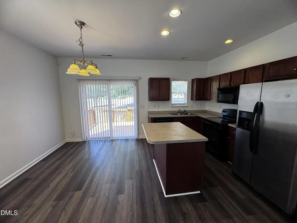 2212 Persimmon Ridge Drive Raleigh NC 27604