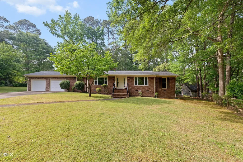102 Olmstead Court Garner NC 27529