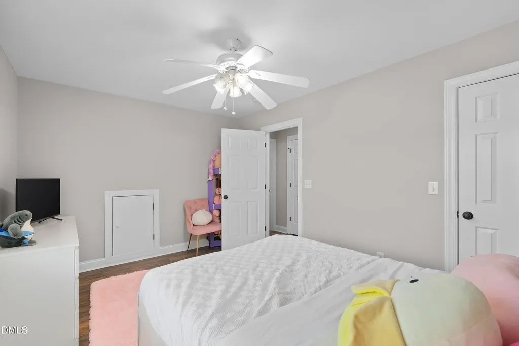 136 Mantle Drive Clayton NC 27527