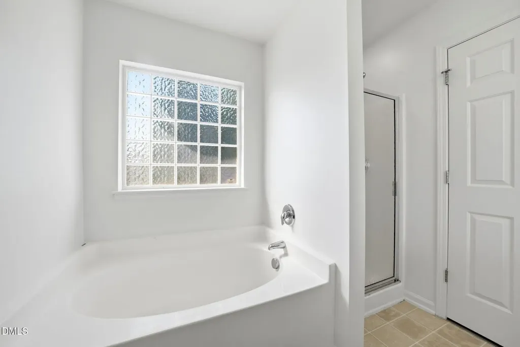 104 Saltybrook Lane Holly Springs NC 27540